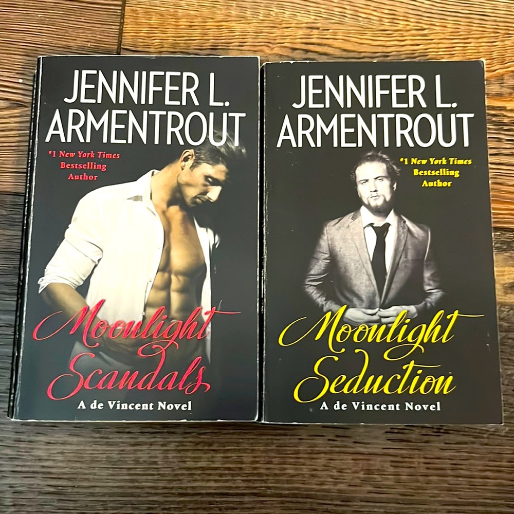 Jennifer L. Armentrout Moonlight Scandals & Moonlight Seduction Paperback Books